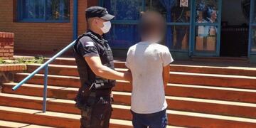 Salto Encantado: dos jóvenes detenidos por robo.