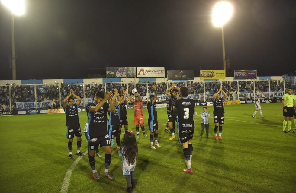 Racing, puntero cabeza a cabeza y la “final” que se le viene