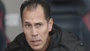 Ahora en Chile, en el Palestino, el técnico Lucas Bovaglio sigue atesorando su etapa en Instituto (La Voz archivo).