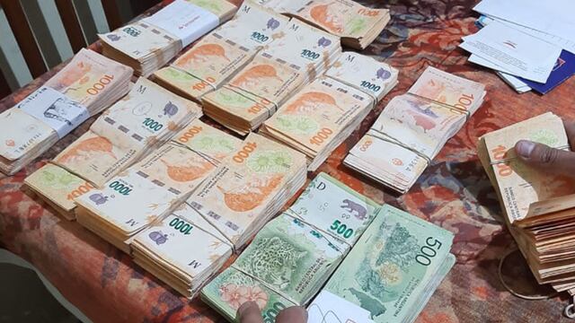 El dinero secuestrado. (Policía)