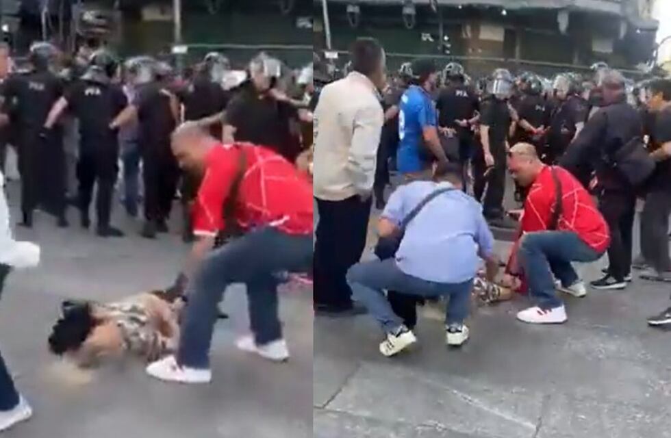 Indignante video: el momento en que un policía desmaya de un palazo a una jubilada