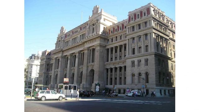 Reforma de la Corte Suprema: el gobernador Melella participó del encuentro en Casa Rosada