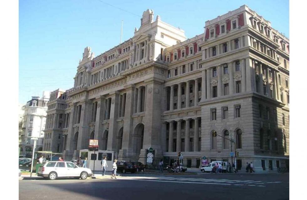 Reforma de la Corte Suprema: el gobernador Melella participó del encuentro en Casa Rosada