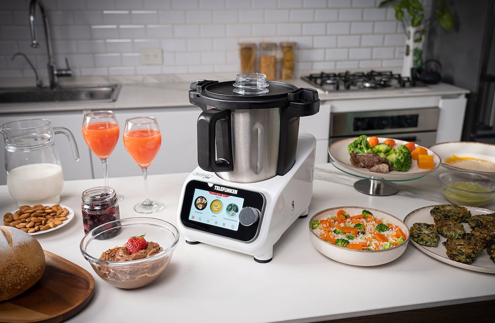 Llegó a Córdoba un robot que cocina: cuánto cuesta y dónde se consigue