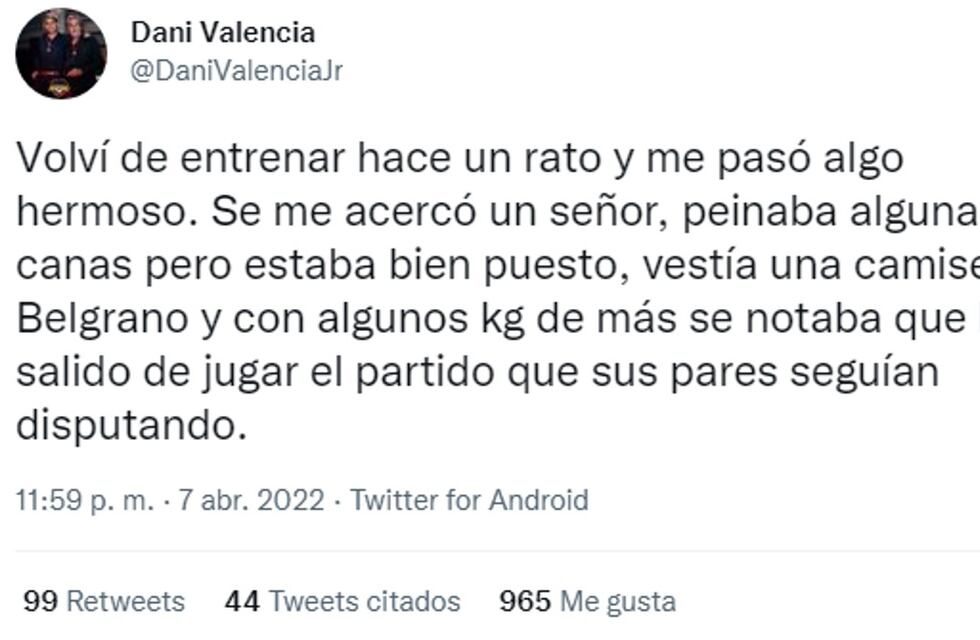 Cortaba una flor por cada gol de “La Rana” Valencia, murió y su gemelo, de Belgrano, hizo algo impensado