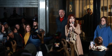 Cristina Kirchner en la sede del PJ tras el fallo de la Corte Suprema. (Clarín)