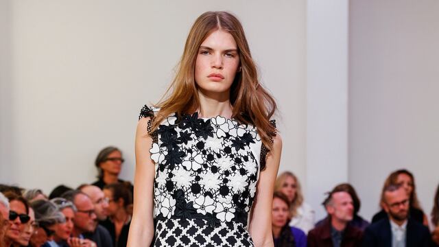 Los desfiles cambiarían de formato. (FashionStock.com)