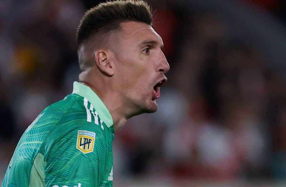 Traigan más copas: Franco Armani lanza un vino con su cara y su firma