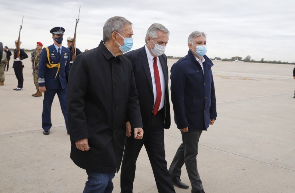 Alberto Fernández ya está en Córdoba: fue recibido por Schiaretti y Llaryora