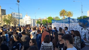 Movilización en Rafaela en defensa de la Educación Pública y en contra del veto por el financiamiento universitario