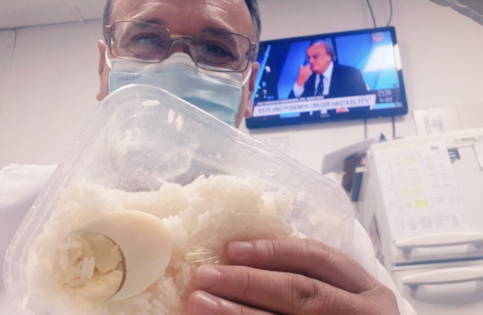 Mostró la comida que le dan a los médicos de guardia en Chaco y generó repudio