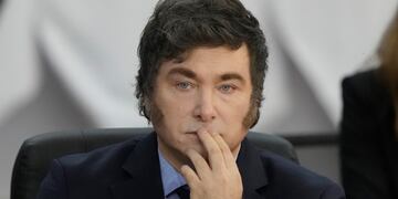 El presidente de Argentina, Javier Milei, asiste a la reunión de líderes de la Cumbre del G20 en Río de Janeiro, el lunes 18 de noviembre de 2024. (AP / Eraldo Peres)