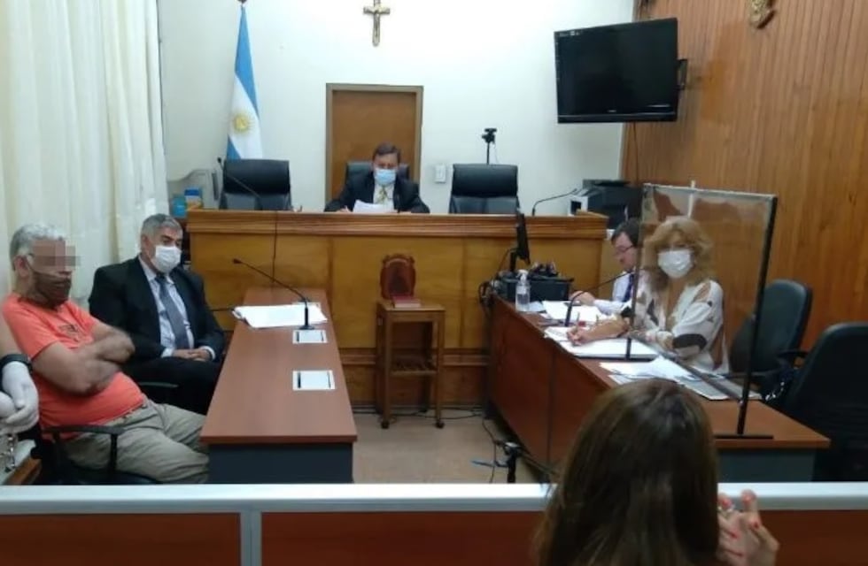 Son hermanos y denunciaron a su padre por abusarlos y corromperlos