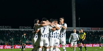 Diego Valoyes puso el 1-0, en otro de los goles tempraneros de Talleres en esta Liga (Prensa Talleres).