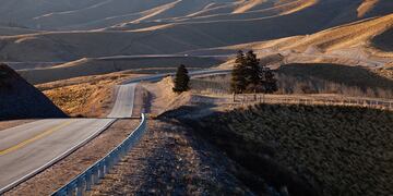 El Camino del Cuadrado propone atravesar el cordón de las Sierras Chicas por un trazado colmado de curvas y panorámicas de ensueño. Foto: Agencia Córdoba Turismo / Grupo Edisur.