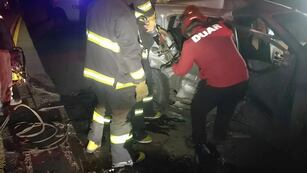 Bomberos impresionados con el accidente en Córdoba donde murieron los cuatro mendocinos.