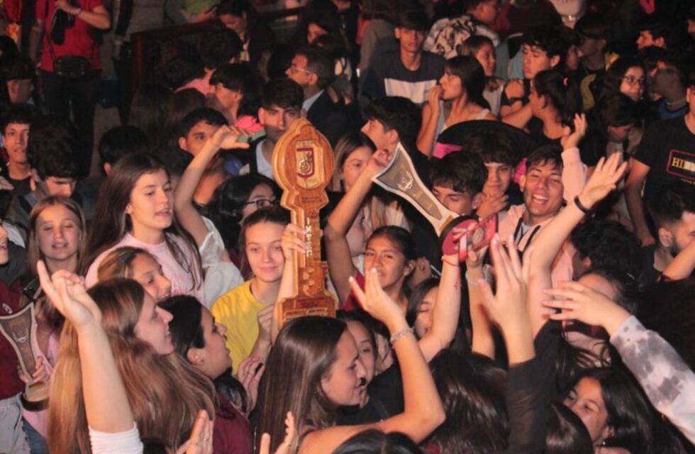 Exitosa celebración por el Día del Estudiante en Eldorado