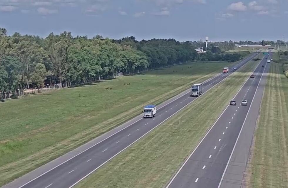 Pudo ser una tragedia: se descompensó mientras manejaba y zigzagueó en plena Autopista Rosario - Santa Fe