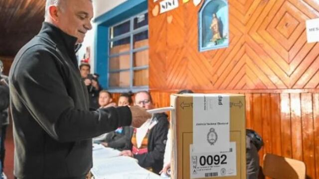 Elecciones PASO 2023: el actual vicegobernador, Carlos Arce, sufragó en Posadas.