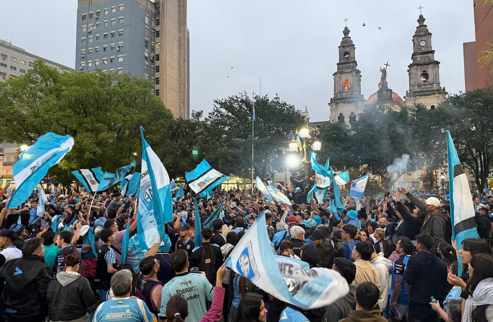 Talleres y Belgrano saludaron a Estudiantes de Río Cuarto por el ascenso a la Liga Profesional