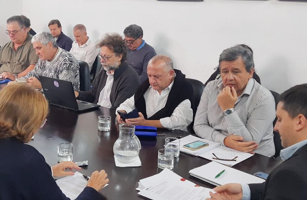 Paritarias: el gobierno provincial ofreció un ocho por ciento de aumento a docentes