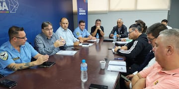 Marcelo Frossasco, del Cosedepro, y otras autoridades, presentaron los detalles del operativo de seguridad. (Prensa Ministerio de Seguridad)