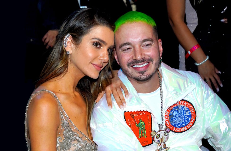 J Balvin en las sierras de Córdoba: vacaciones en familia y el video viral con fernet