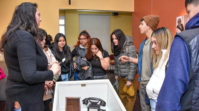 Los estudiantes visitaron el Museo de la Ciudad y la Antigua Casa Beban, así como la muestra “Oficios Fueguinos” .