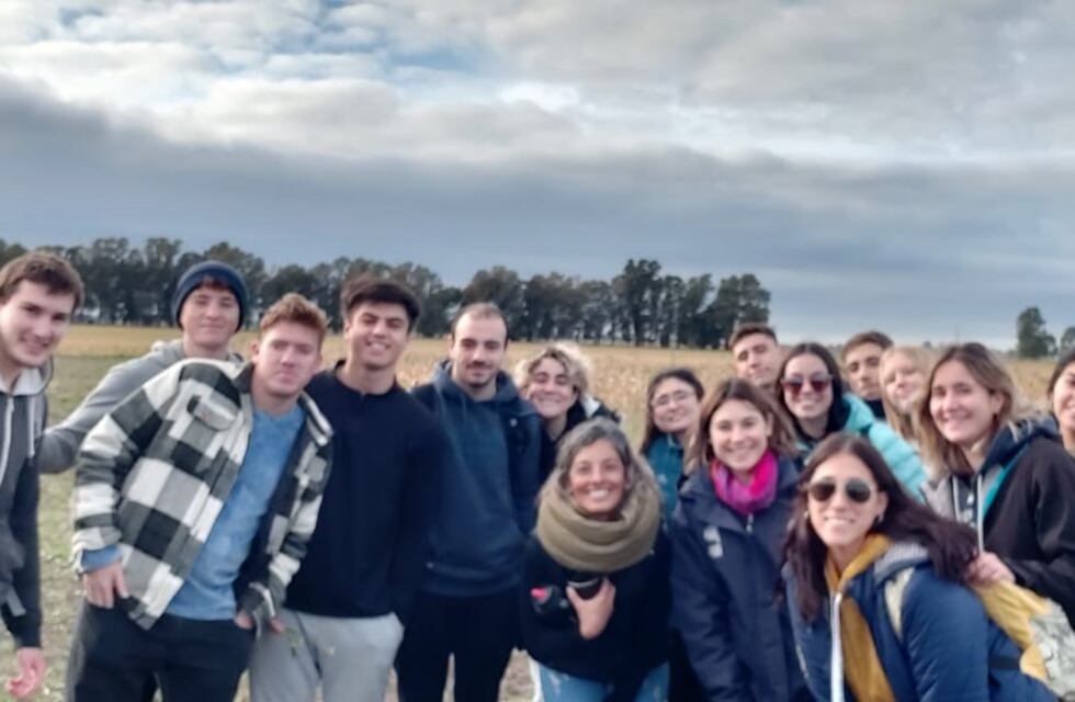 Tres Arroyos: Estudiantes de Producción Agropecuaria Sostenible visitaron la Chacra de Barrow