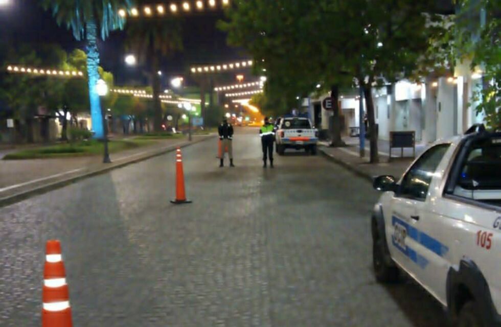 Aseguran que no detectaron fiestas clandestinas en el primer día de restricciones