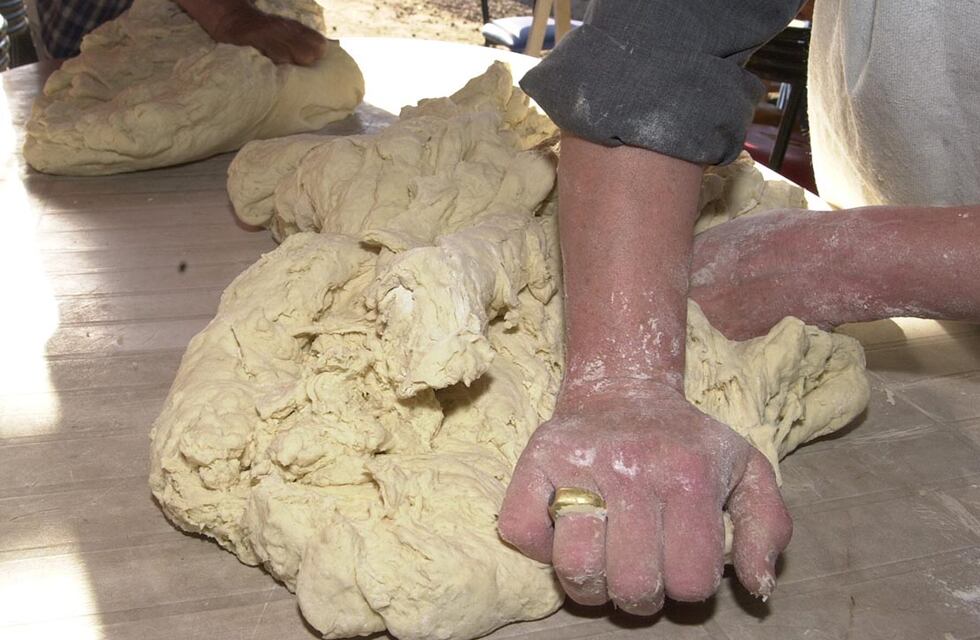 Taller de elaboración de pan casero en Copetonas