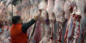 Hubo más exportaciones, pero el precio internacional bajó.