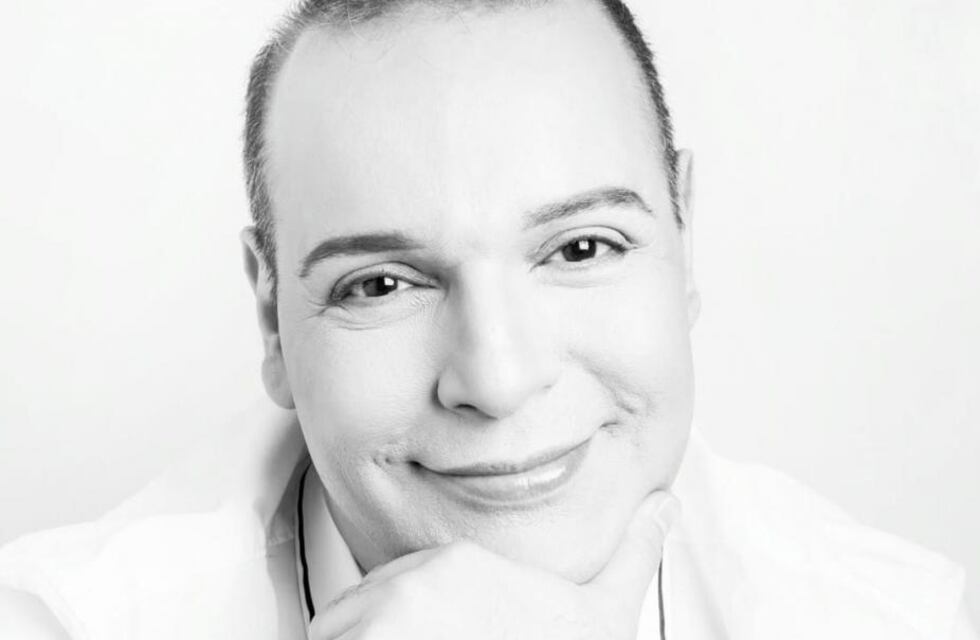 Murió por coronavirus el conductor y humorista tucumano Ceferino Décima