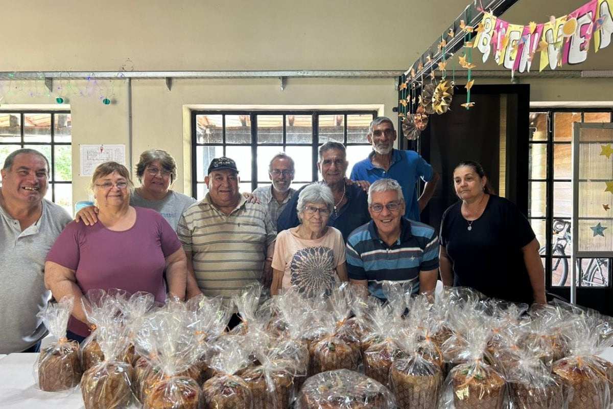 Recetas del Corazón: adultos mayores elaboran pan dulce
