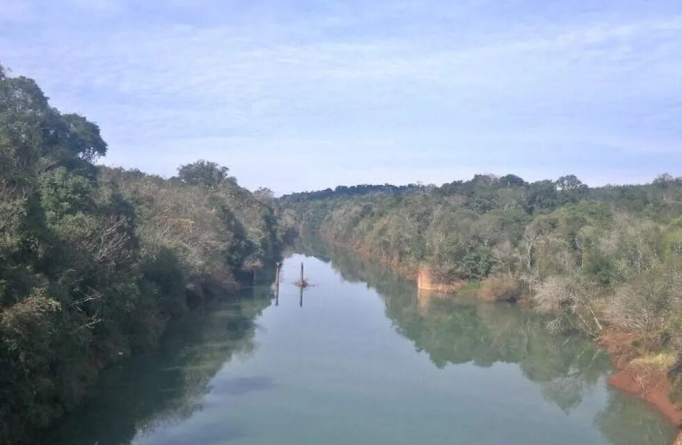 Puerto Iguazú: padre hijo fueron arrastrados por la corriente del arroyo Urugua-í