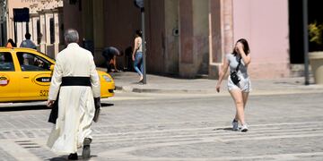 La ciudad de Córdoba se prepara para días calurosos.