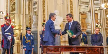 Los ministros de Economía brasileño y argentino, Fernando Haddad y Sergio Massa.
