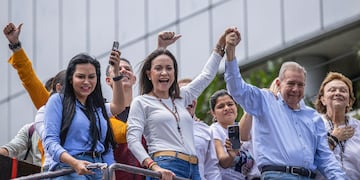 Venezuela: María Corina Machado encabeza una marcha masiva en contra de Maduro