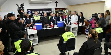 Operativo de vacunación contra el Dengue: comenzó la inoculación al personal policial