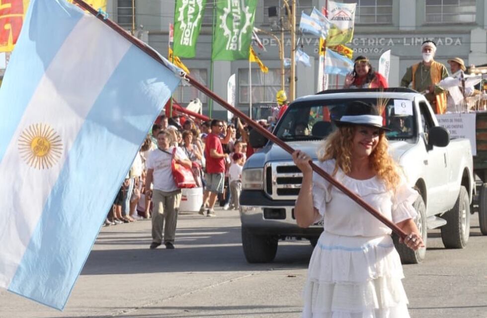 Aniversario de Tres Arroyos: Convocatoria a Instituciones para sumarse al Desfile Cívico