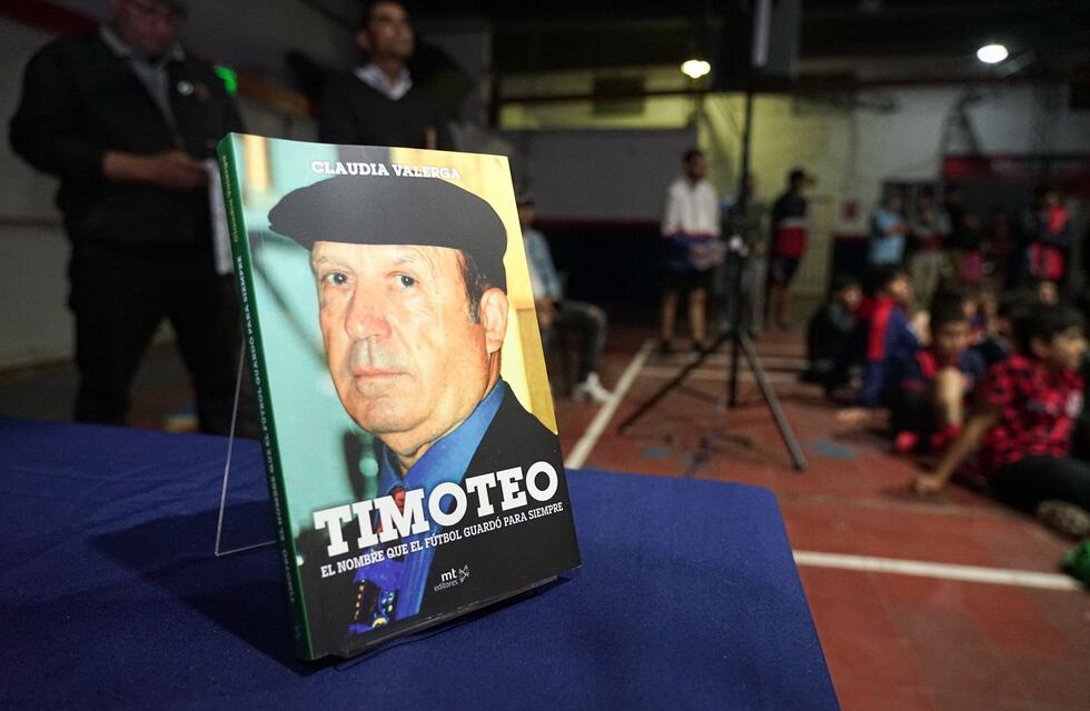 En fotos: merecido reconocimiento a Carlos Timoteo Griguol, un libro abierto como DT