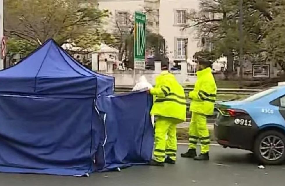 Un polista atropelló y mató a un hombre en plena 9 de Julio: huyó y se entregó horas después