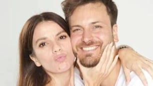 "Gran historia de amor": la llamativa despedida de Gimena Accardi y Andrés Gil a la obra de teatro dirigida por Nico Vázquez