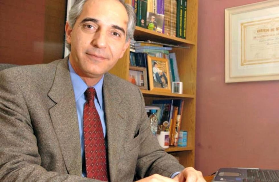 Robaron al doctor Carlos Sabagh mientras atendía en su consultorio de Córdoba