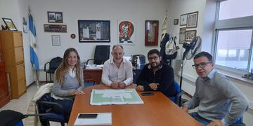 Cresta: Reunión en la Universidad Tecnología Nacional – Facultad Regional Bahía Blanca y Visita al Parque Industrial de Bahía Blanca