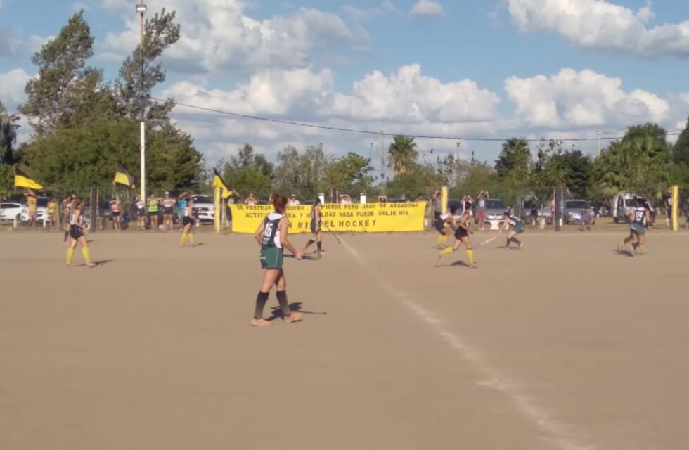 El San Miguel venció en los penales al Deportivo y Cultural en el clásico del hockey de Arroyito
