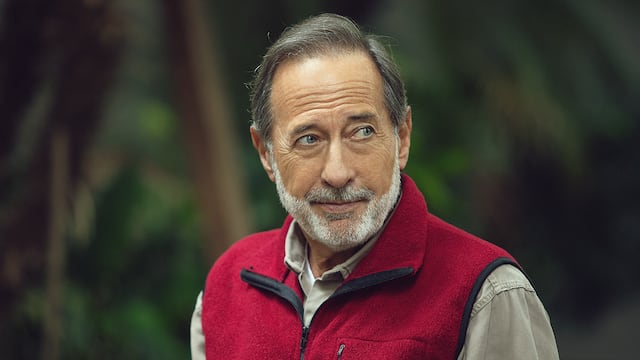 Guillermo Francella ganó el Martín Fierro de Cine de Oro y generó polémica: “Hermosa noche, ¿verdad?”. (Disney+)