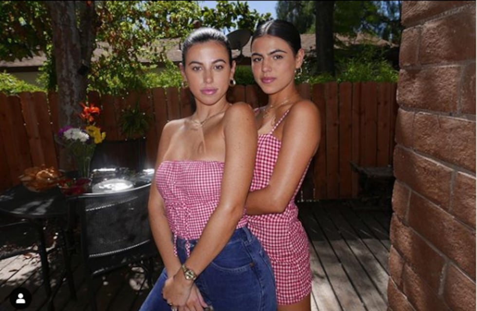 Quién es Sofía Villarroel, hermana menor de Victoria Villarroel que se volvió una de las venezolanas más famosas en Instagram