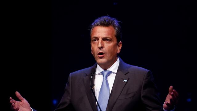 El ministro de Economía y candidato de Unión por la Patria Sergio Massa durante el primer debate presidencial (Foto: Clarín)