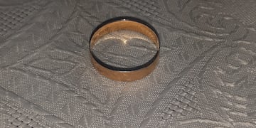 El anillo encontrado en un guante para nieve en Uspallata